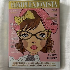 BENEFIT Complete palette to conceal,contour,highlight &bronze.